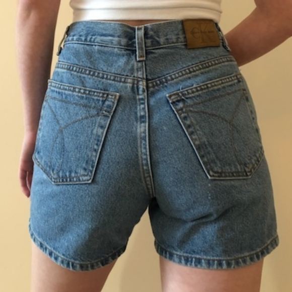 Vintage Calvin Klein shorts - Picture 5 of 5